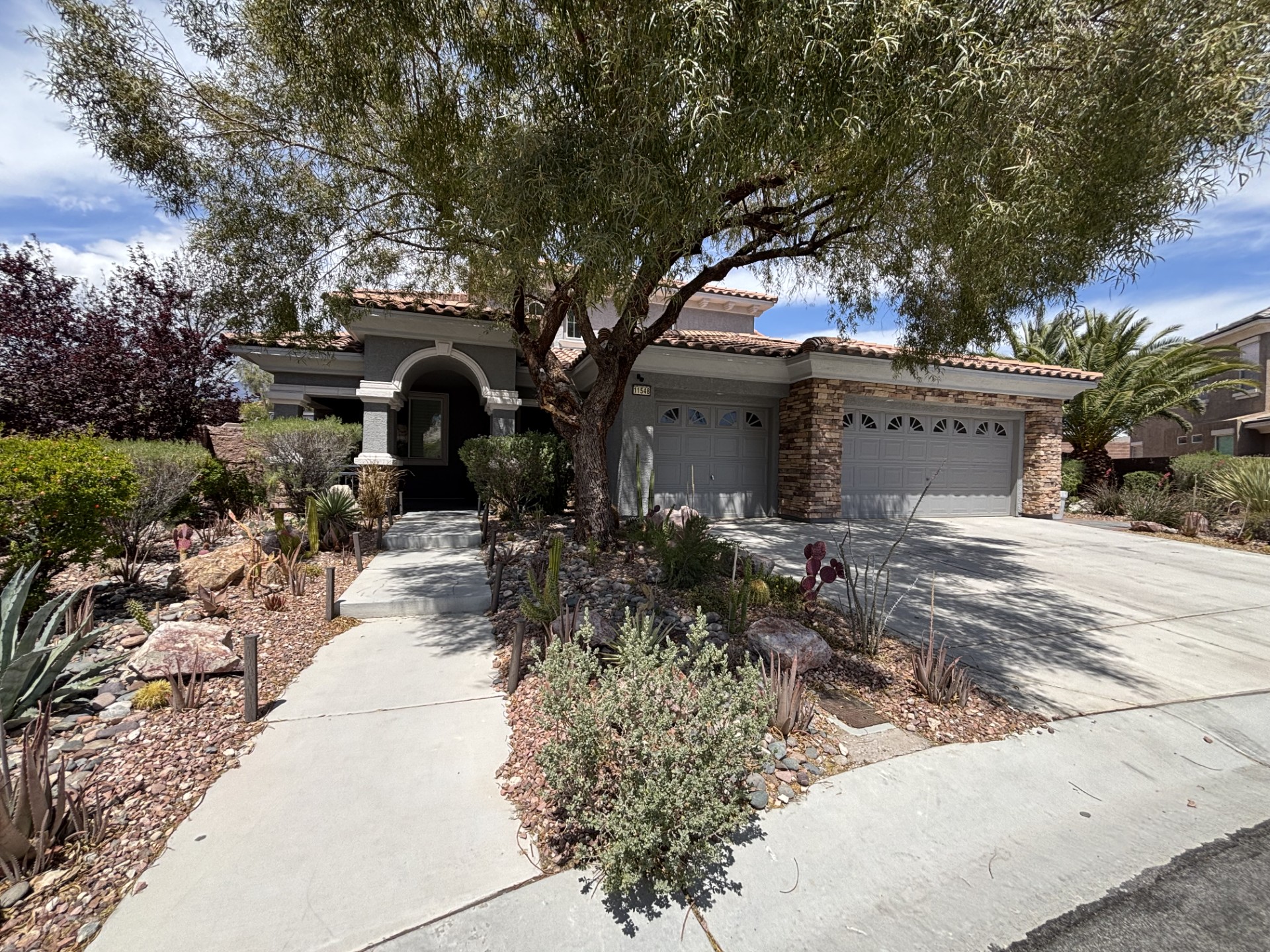Property thumbnail image